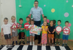 Мероприятия "Внимание! Дети!" в группе "Ягодка" Мероприятия "Внимание! Дети!" в группе "Ягодка".